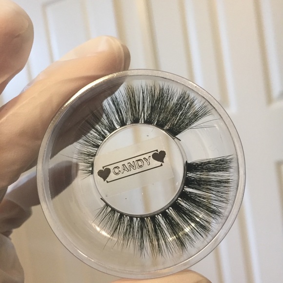 3D Mink Eyelashes - Picture 3 of 6